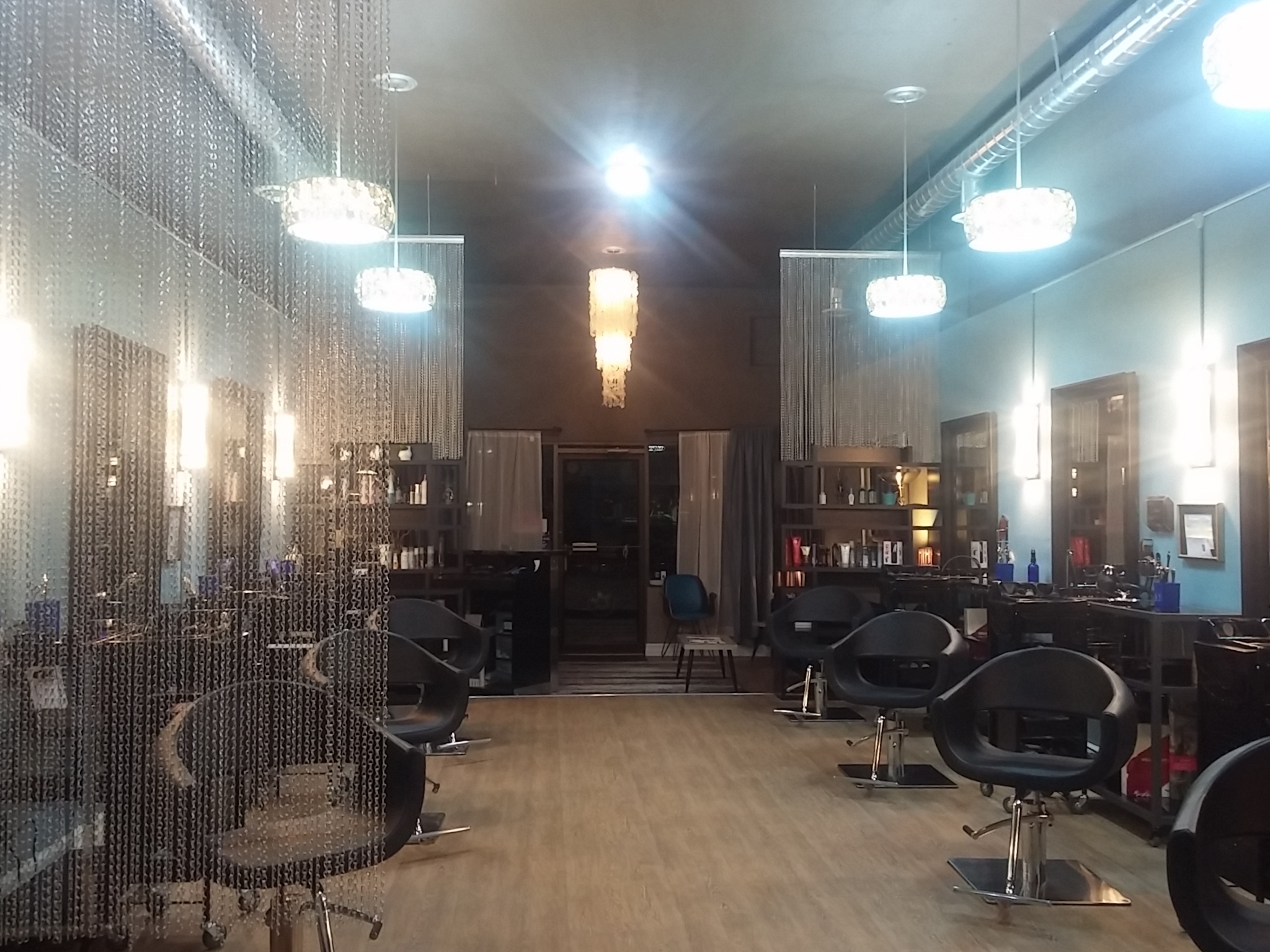 SalonFloor.jpg